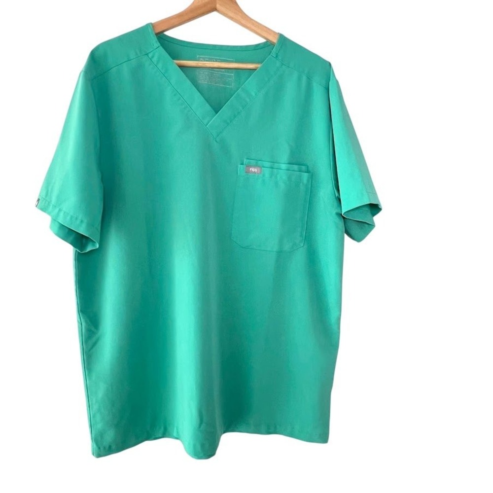 FIGS Leon Scrub Top Mens Large Surgical Green V-Neck Technical FM1500 Stretch